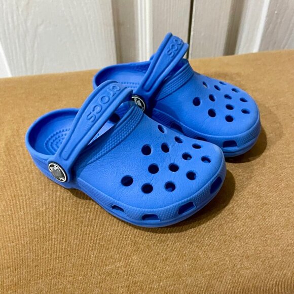 CROCS  CLOG SIZE 4 SLIDE ON BLUE  KAWAII BABIES CONFORTBLE SHOES - Picture 10 of 11